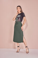 T-shirt Manga Curta com Detalhe em Lurex