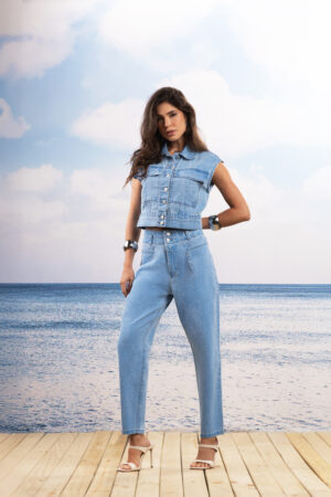 Calça Jeans Mom com 2 Botões