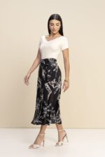 Saia Estampada Transpassada em Viscose
