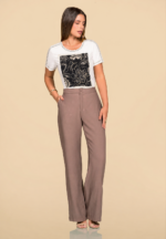 T-Shirt com Estampa em Silk e Bordado na Gola e Mangas REF:184750