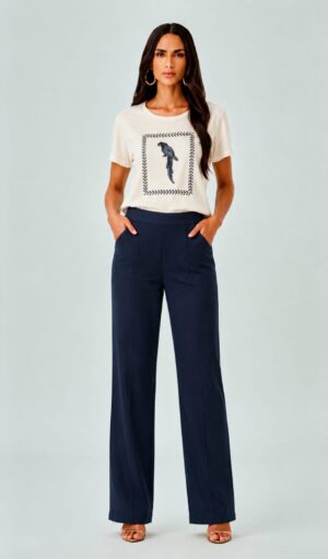 Blusa Feminina em Viscopoli Manga Curta com Bordado de Arara REF:174773